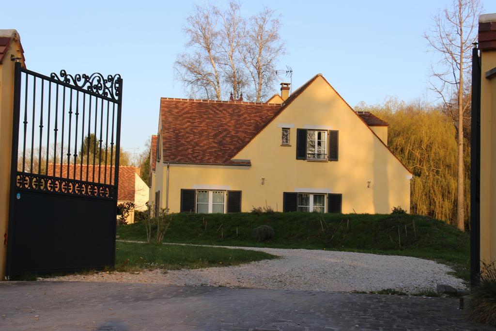 La Foulerie Hotel Bullion Exterior photo